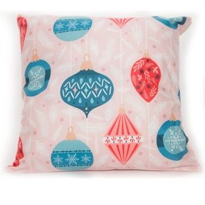 Collection 2B Collection 18Retro Ornaments Decorative Pillow, 18"x 18" NWT